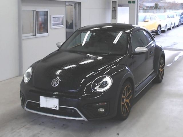 205 Volkswagen The beetle 16CZDW 2017 г. (KCAA Minami Kyushu)